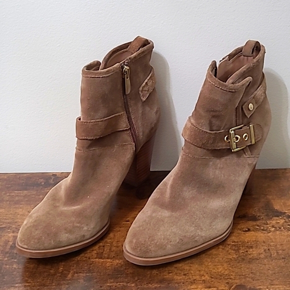 Franco Sarto Dorinda leather heeled boots size 9 - Picture 1 of 12